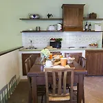 Re Artu Country Lifestyle شقة فندقية أسيسي